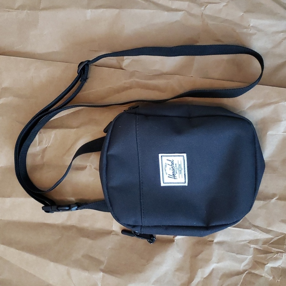 NWOT Hershel Supply Co cruz crossbody bag